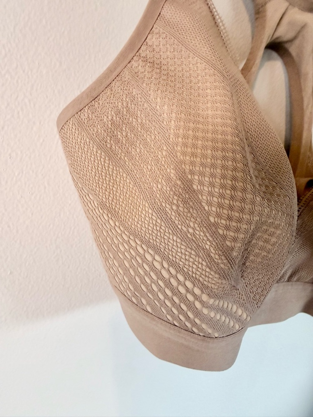 lululemon athletica Awake to Lace Bra Soft Sand - Picture 8 of 8